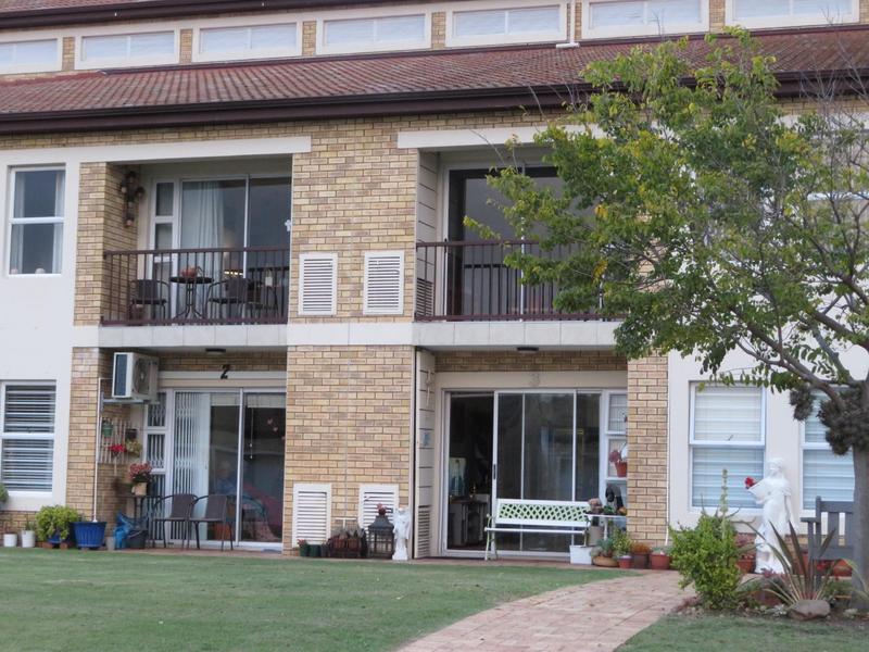 2 Bedroom Property for Sale in Sonkring Western Cape